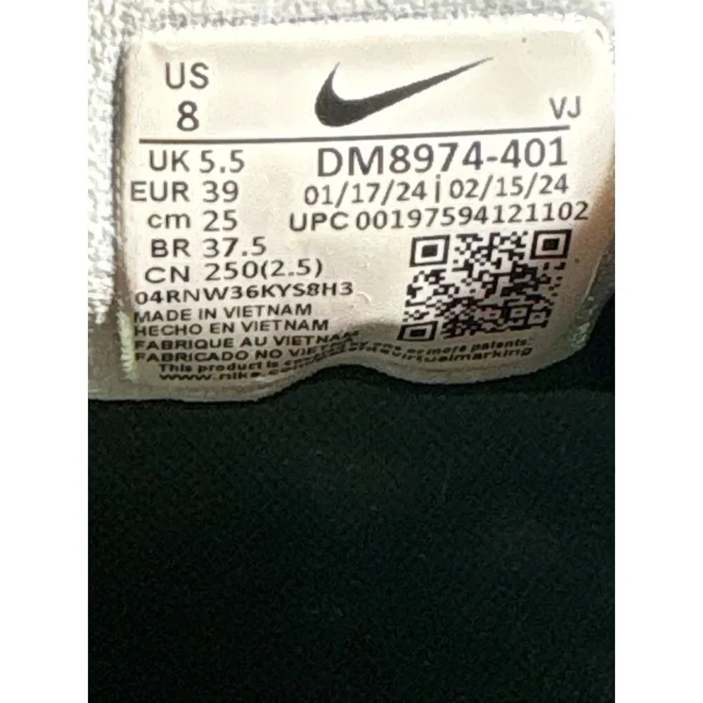Nike Zoom Fly 5 Glacier Blue Women's Size 8 (DM8974-401)